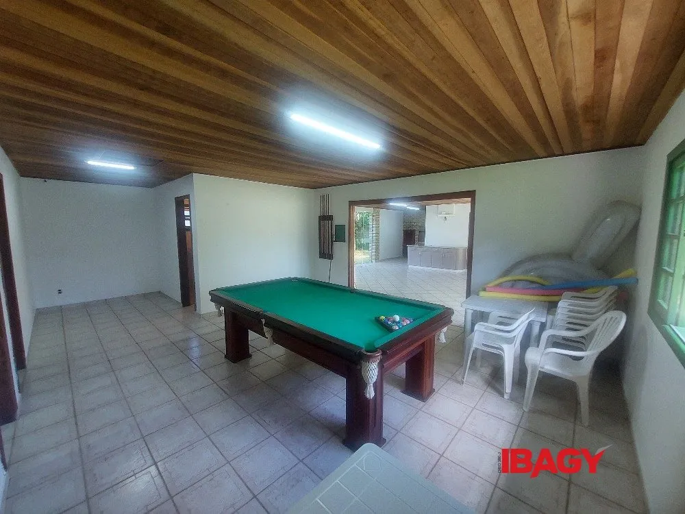 Furnished house with 5 bedrooms on 5200 m² — photo 8