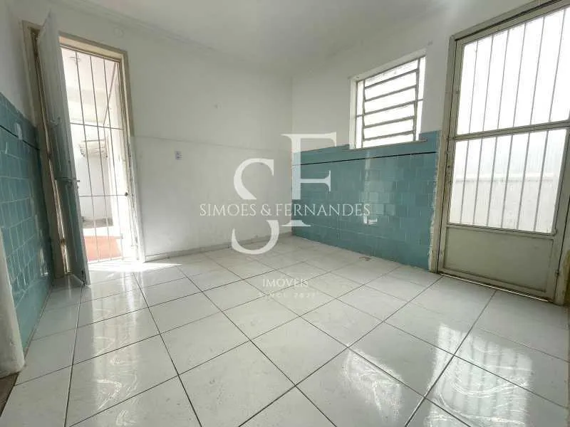 Casa com 4 quartos, 3 banheiros e 4 vagas — photo 23