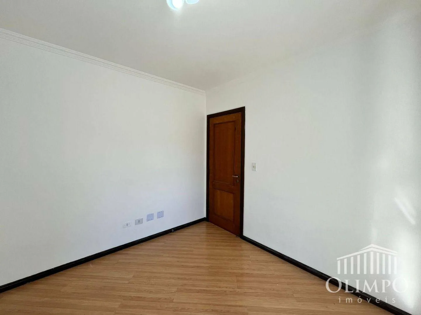 Unfurnished house with 4 bedrooms and a gas kitchen — photo 30