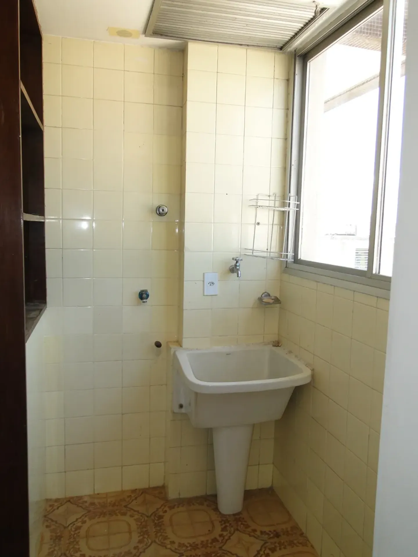 2-bedroom apartment with an en-suite and 2 bathrooms — photo 23