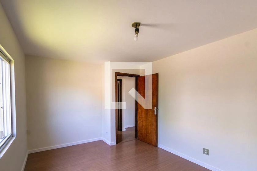 Walk-in closet in a 2-bedroom apartment, 75 m² — photo 16