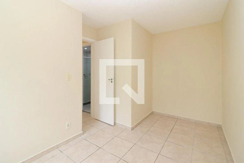 2-bedroom apartment in a building with a pool — photo 27