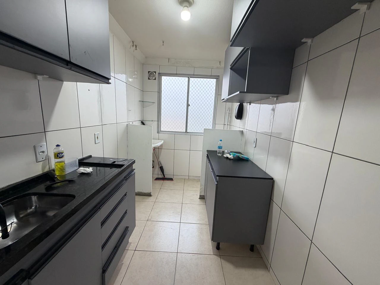 Apartamento com piso de madeira ou laminado, Ganchinho