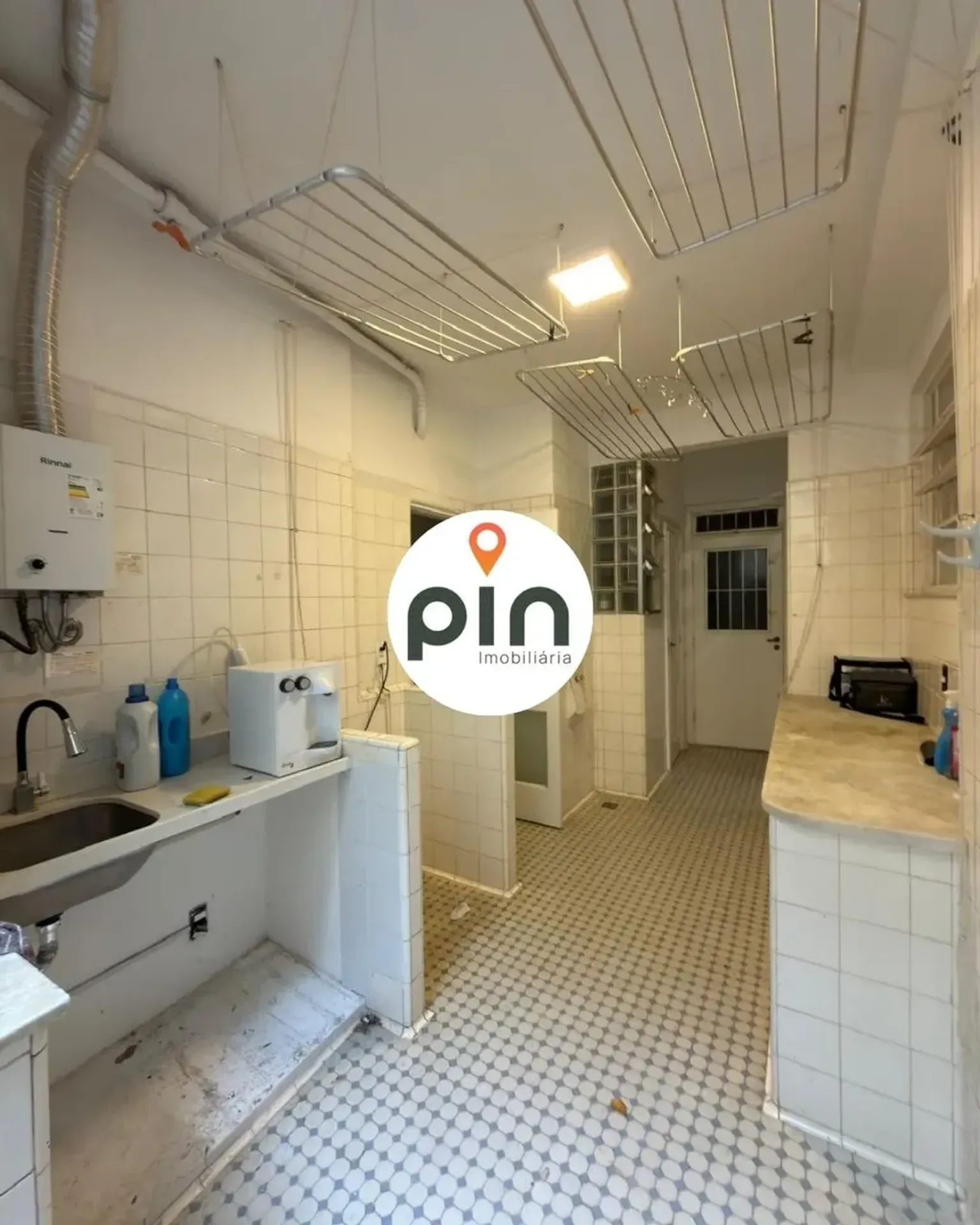 Apartamento para locação com 4 quartos e piso de madeira — photo 41