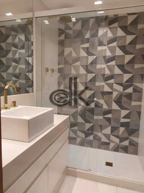 Apartamento mobiliado com cozinha integrada e 385 m² — photo 13