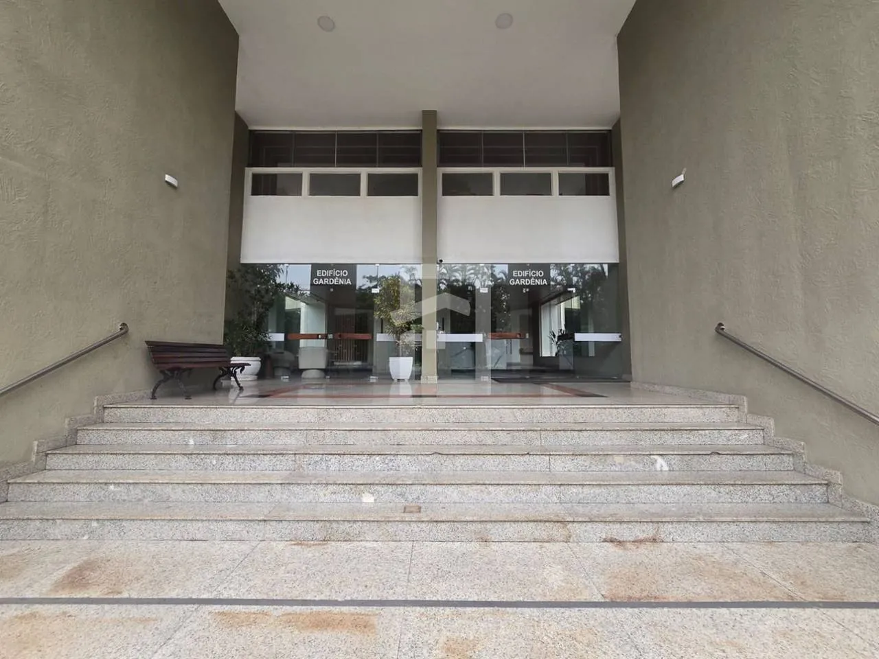 Furnished apartment, 125 m², with a mountain view — photo 36