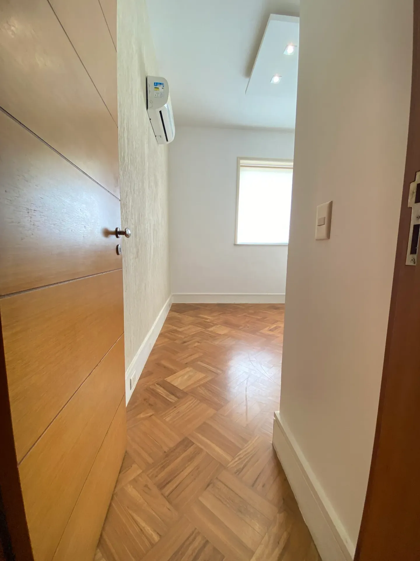 Apartamento de 185 m² com 4 quartos e elevador — photo 32