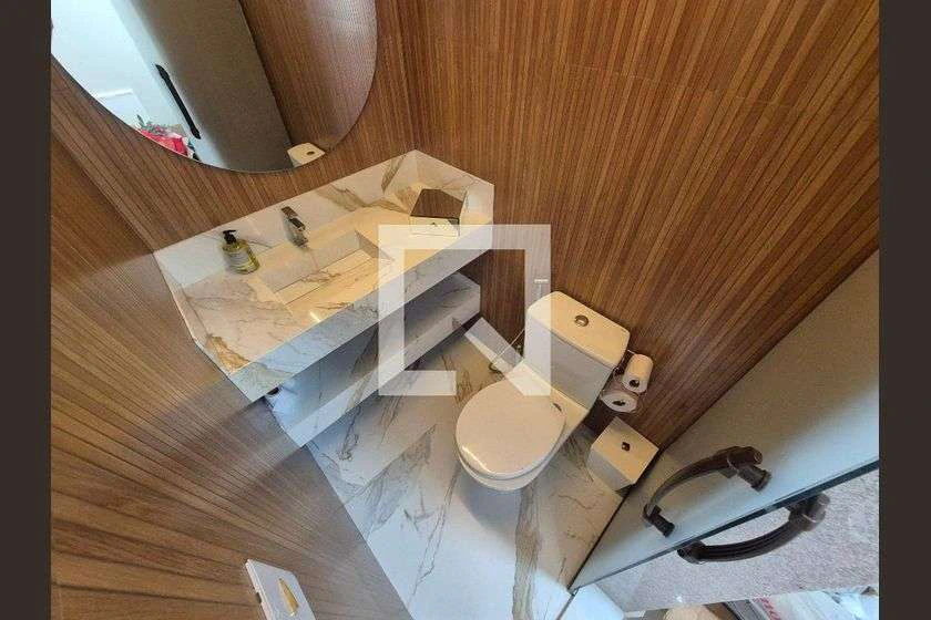 420 m² house with 4 en-suite bedrooms and private garden — photo 21