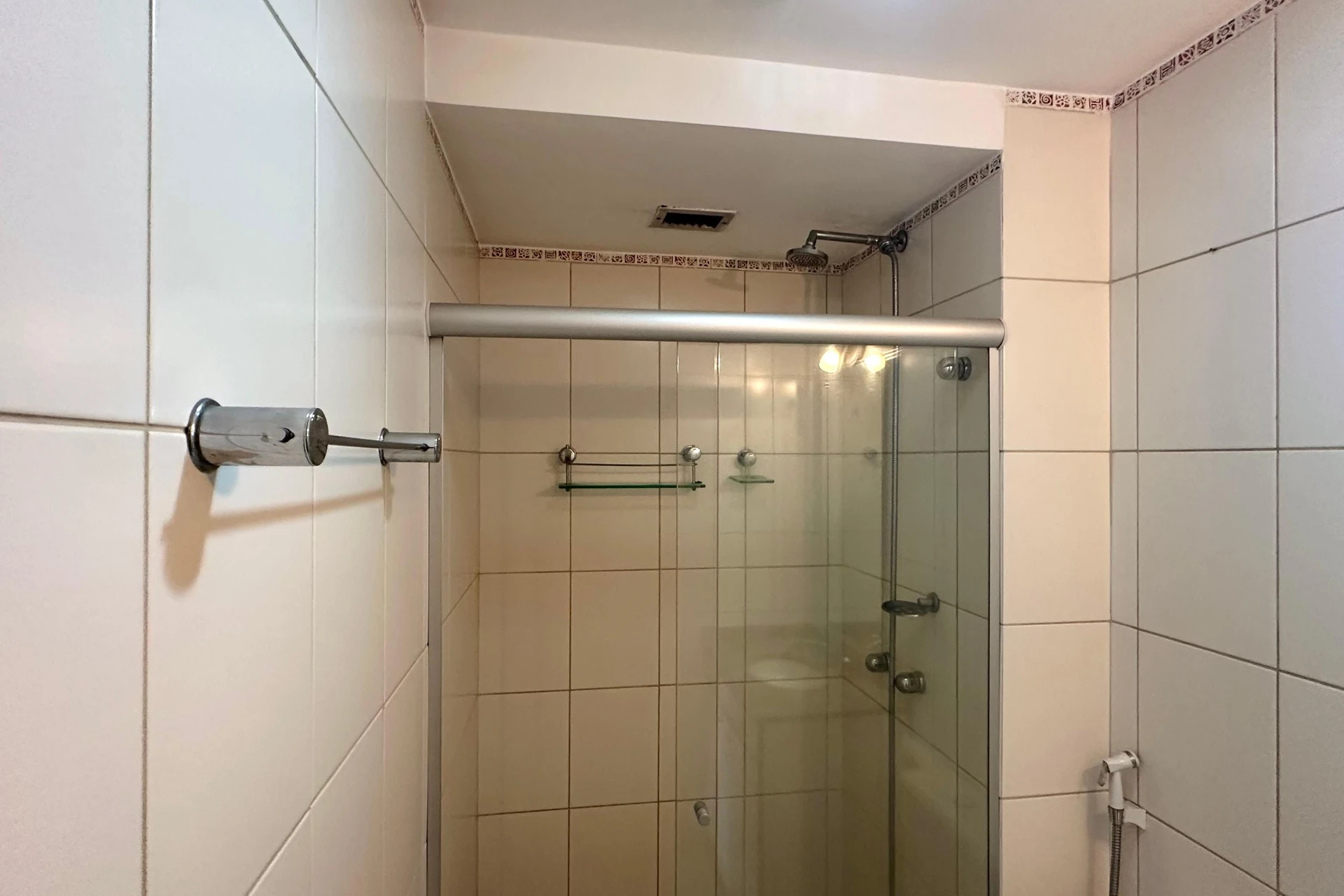 Apartamento de 3 quartos com vista para a água — photo 51