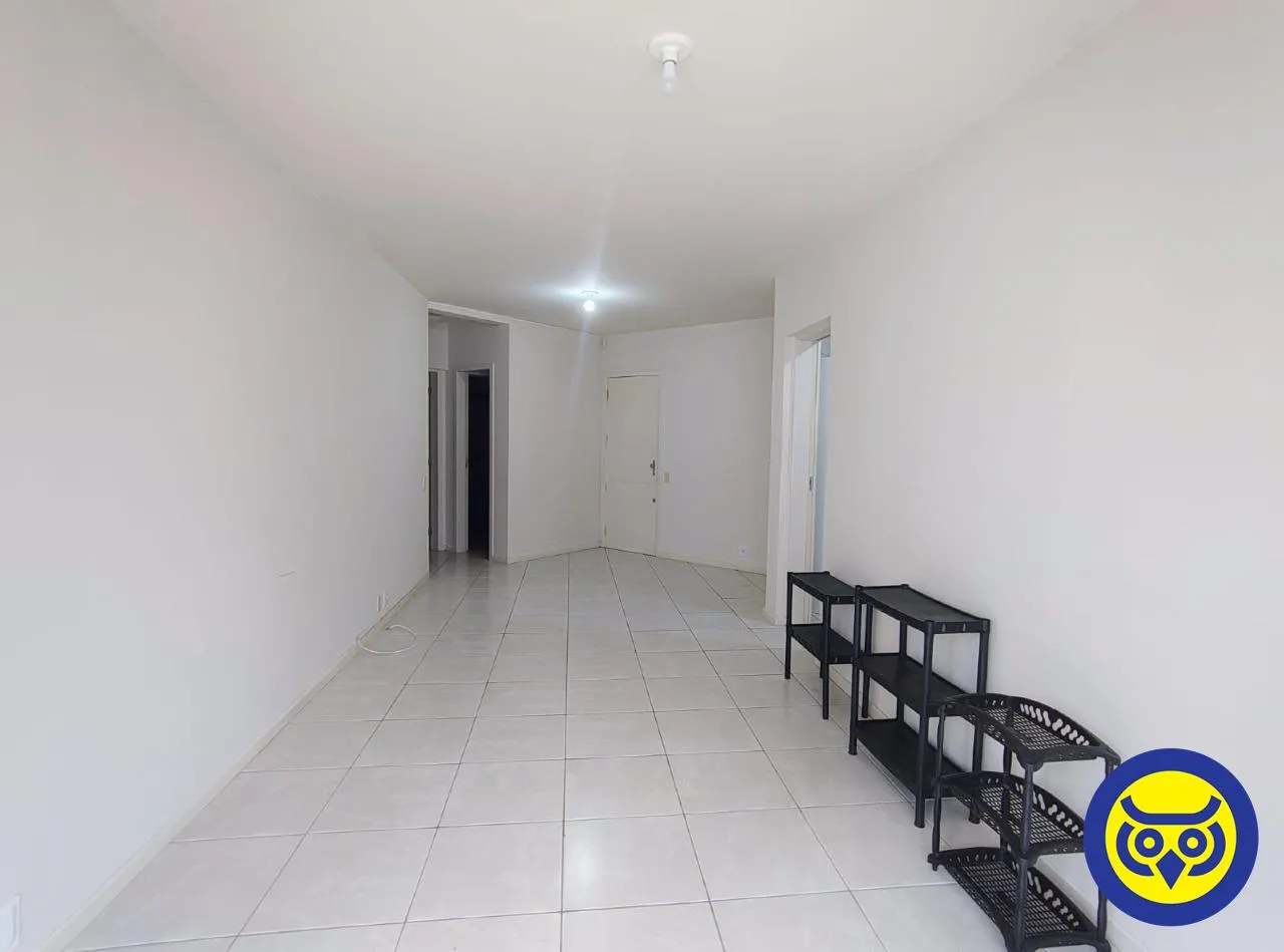 2-bedroom apartment with a mountain view in Florianópolis — photo 10