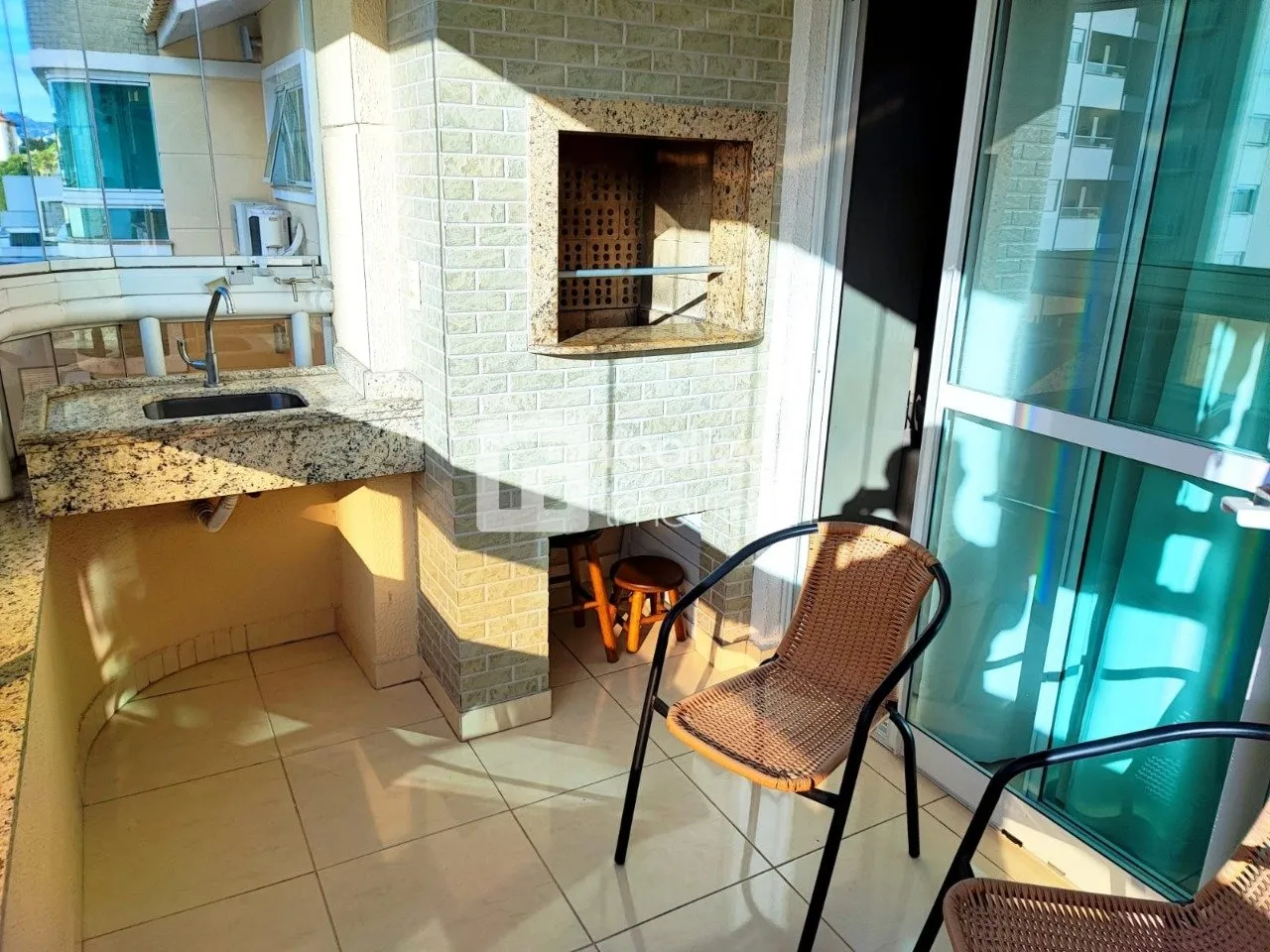 Меблированный дуплекс пентхаус: 4 спальни и 208 м² — photo 18