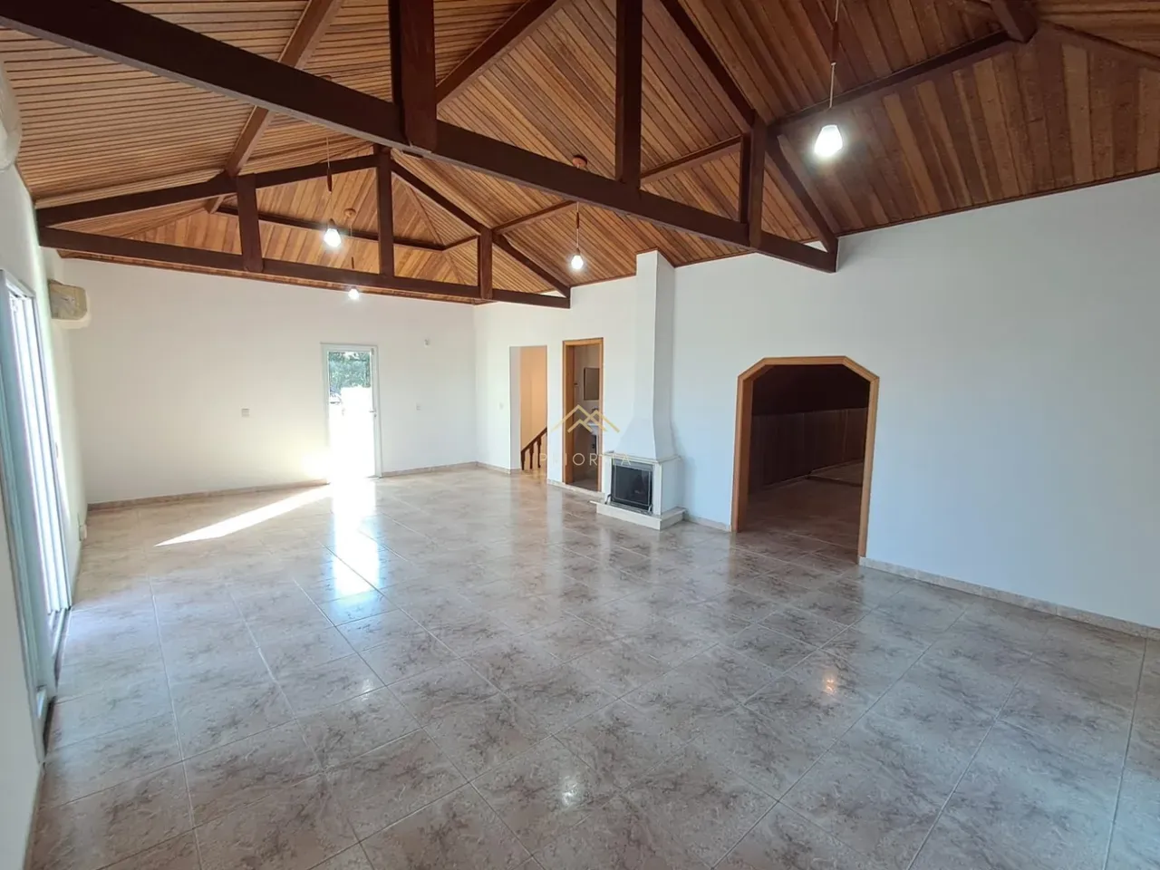 Casa em condomínio fechado com 6 quartos e 13 banheiros — photo 62