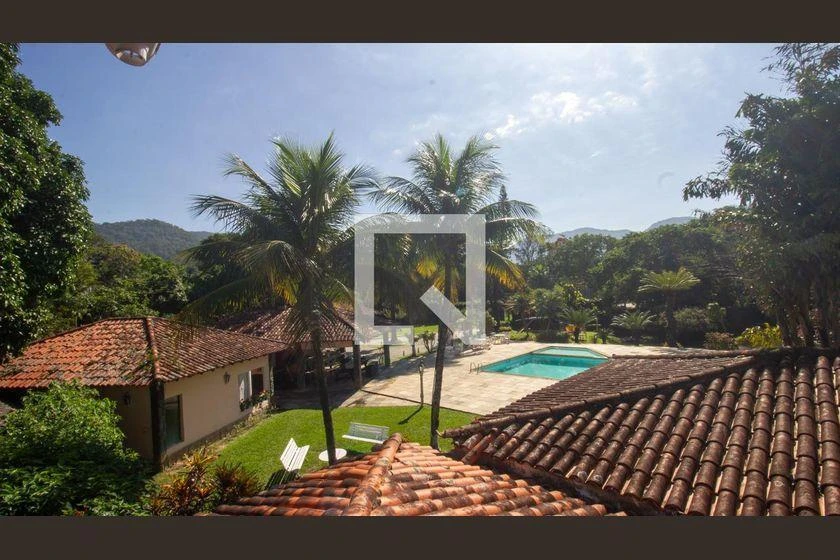 Unfurnished house with 3 bedrooms and 5 baths, 1500 m² — photo 35