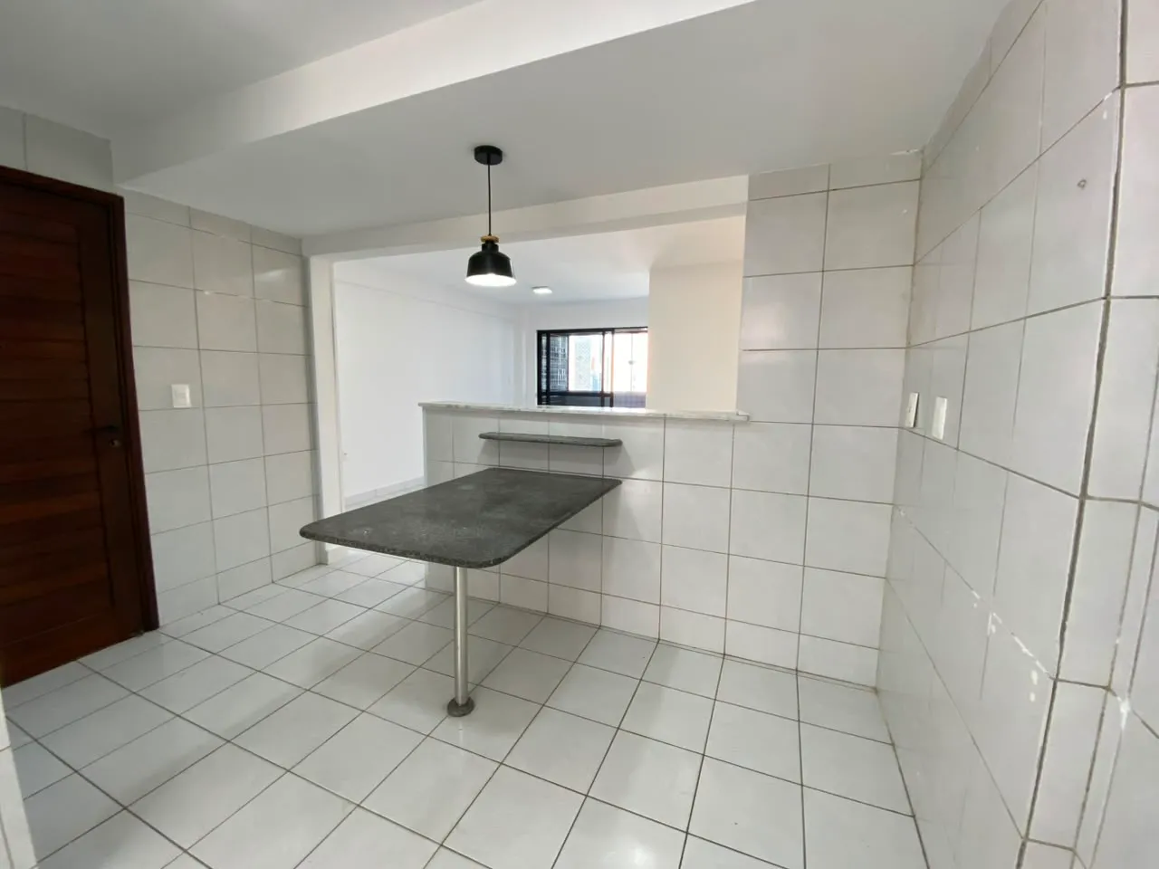 3-bedroom apartment with a private BBQ spot — photo 14