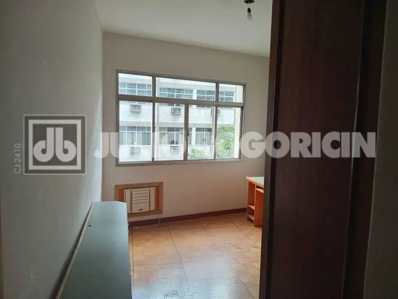 140 m² apartment on the 3rd floor with 1 en-suite — photo 20