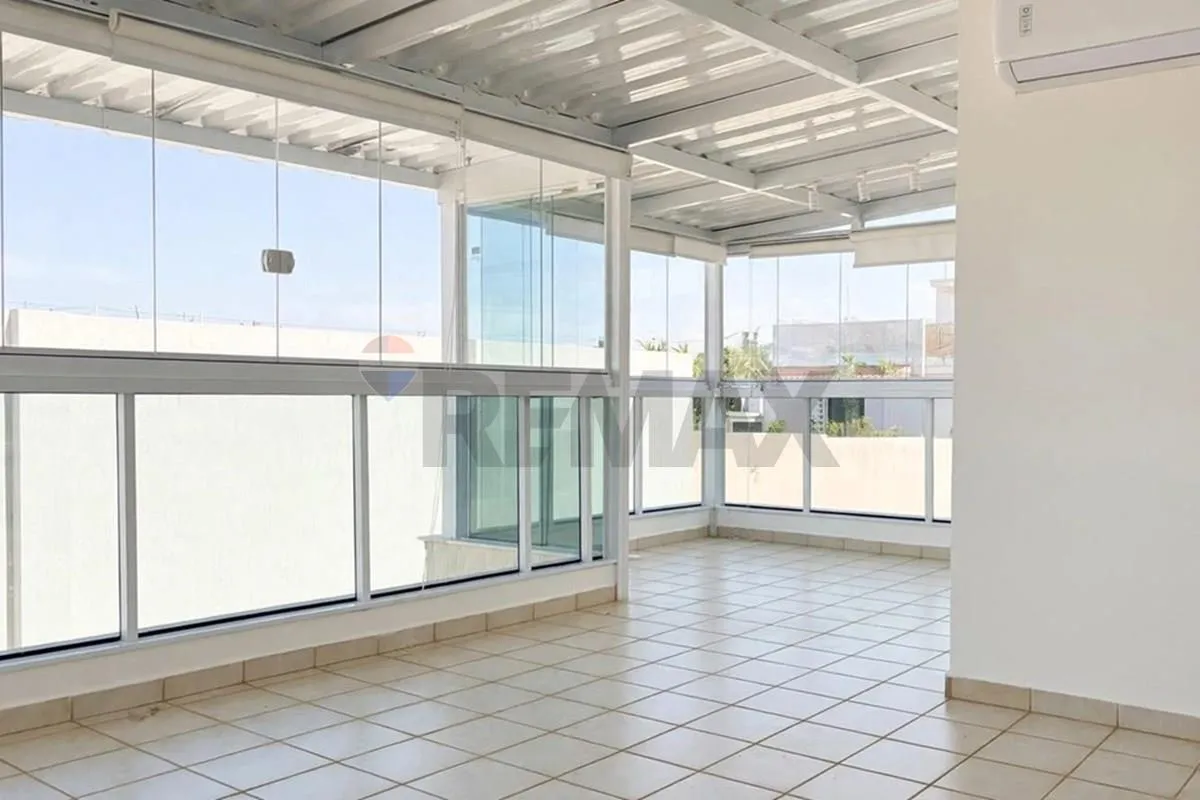 Apartment with 5 bedrooms and a glassed-in balcony — photo 7