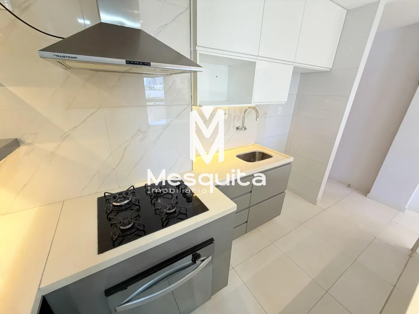 Apartamento de 2 quartos em condomínio com piscina — photo 7