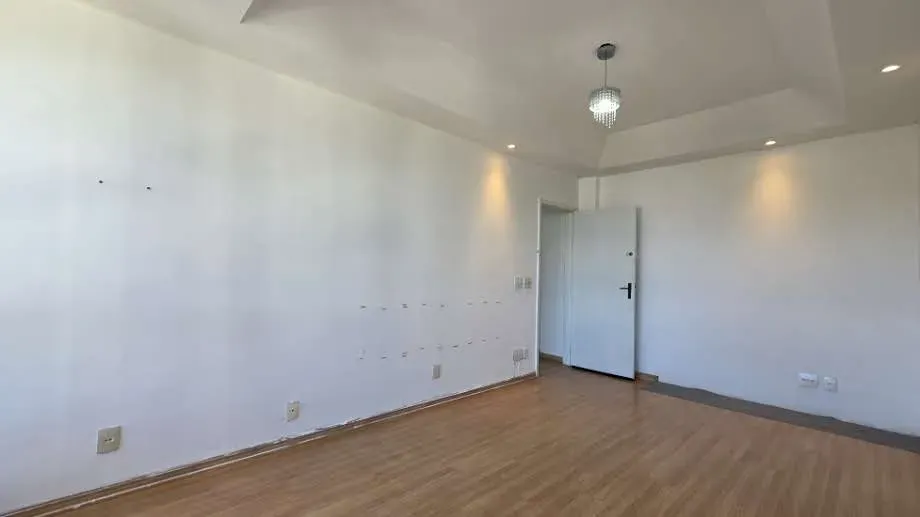 190 m² apartment with 4 bedrooms and 4 bathrooms — photo 24