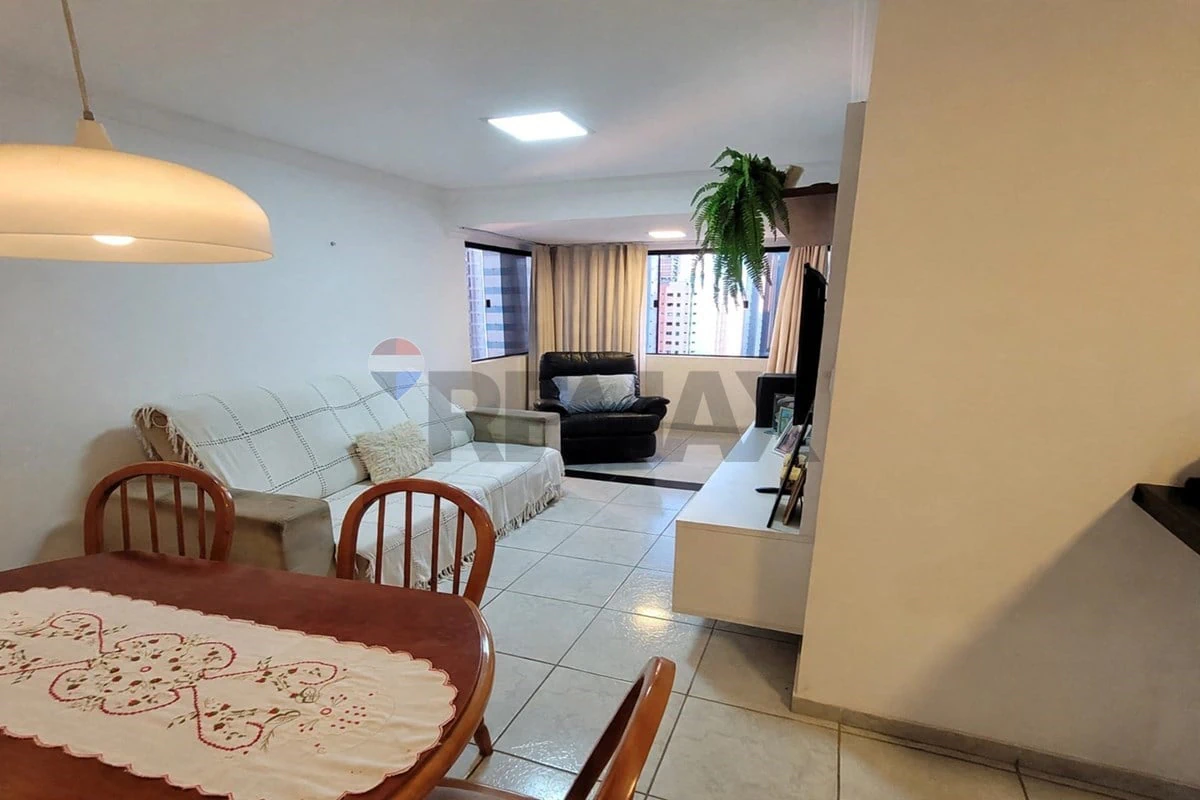 Washing machine in a 3-bedroom apartment, 110 m² — photo 19