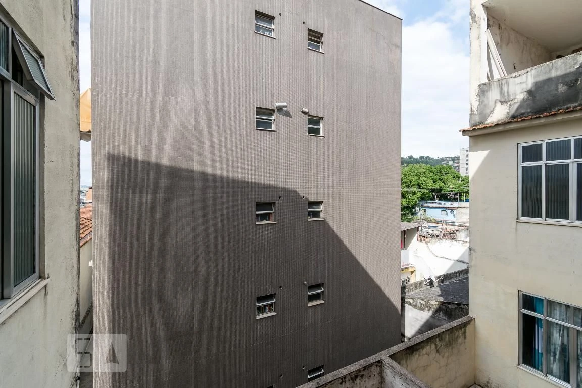 Unfurnished 1-bedroom apartment with 1 bathroom — photo 27