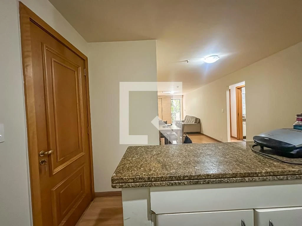 Furnished 2-bedroom apartment with built-in wardrobes — photo 45