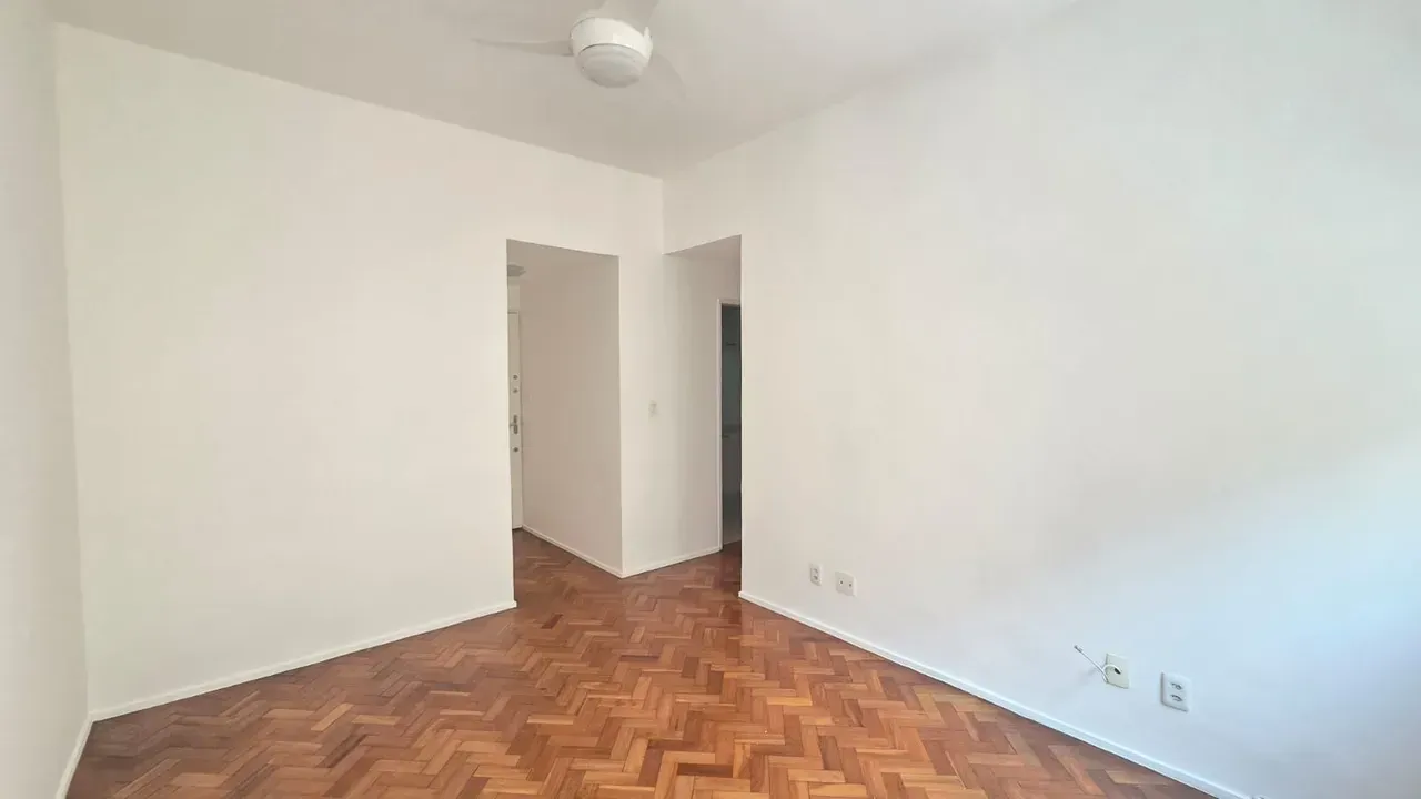 66 m² apartment with 2 bedrooms, 2 baths — photo 4