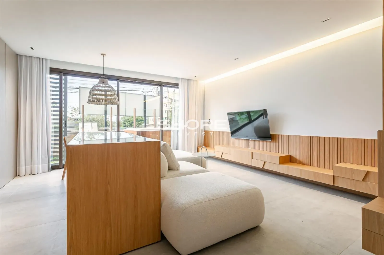 Estudio amueblado con jardín privado, 1 dormitorio y 117 m² — photo 12