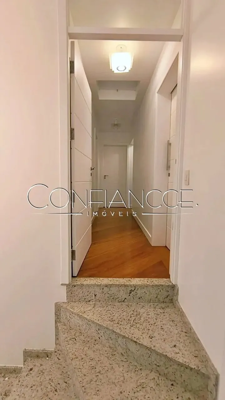Casa em condomínio fechado com 5 quartos e 370 m² — photo 20