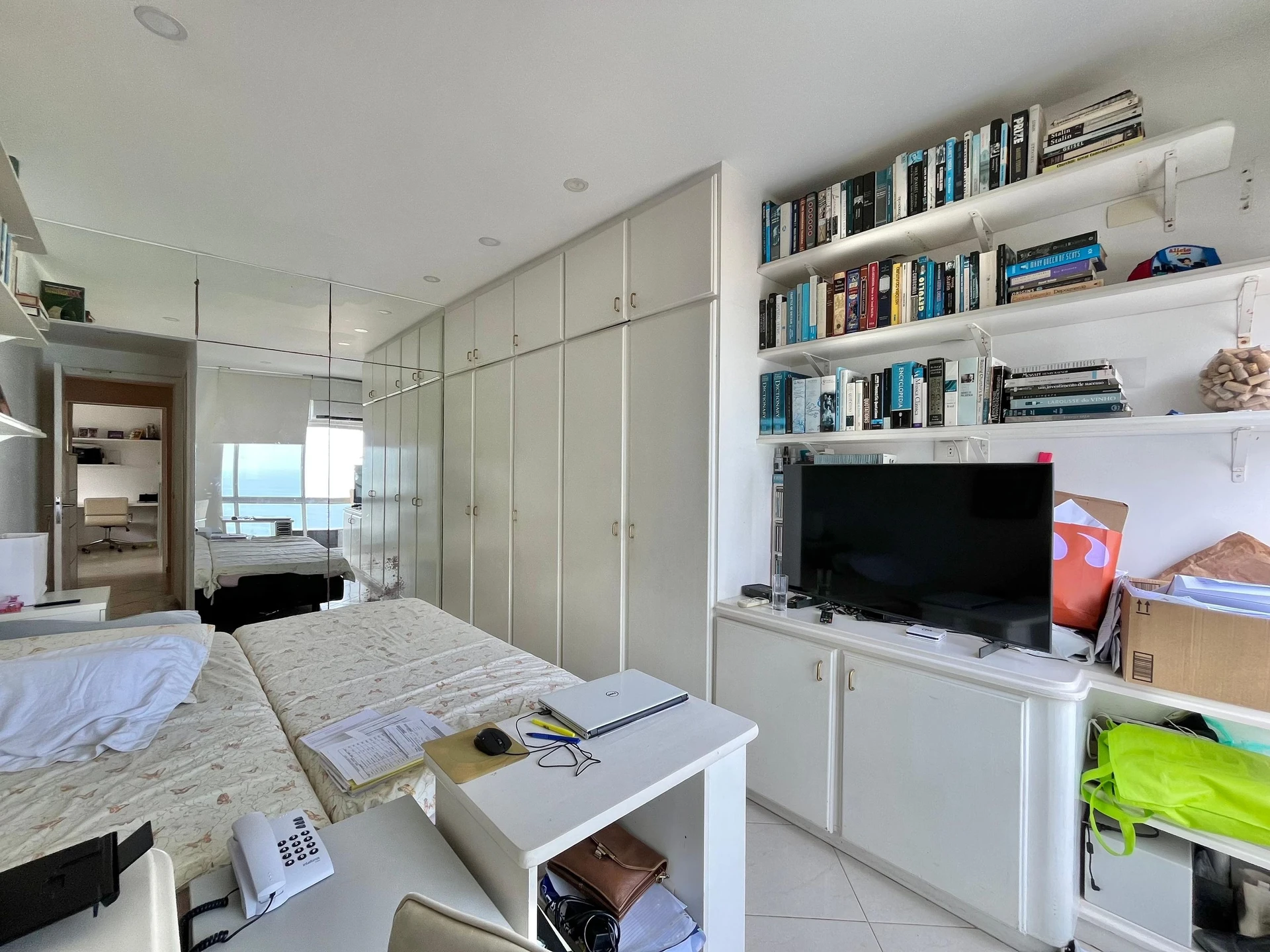 Furnished apartment, 450 m², with a water view — photo 85