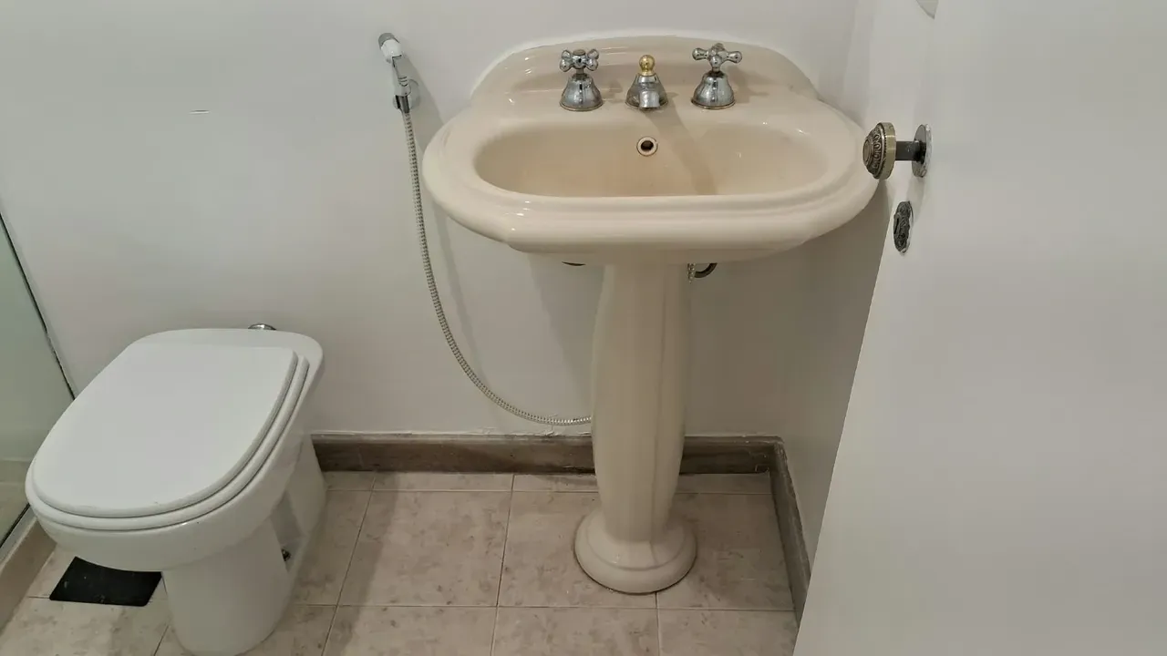 Apartamento, 85 m², com piso de madeira ou laminado — photo 5