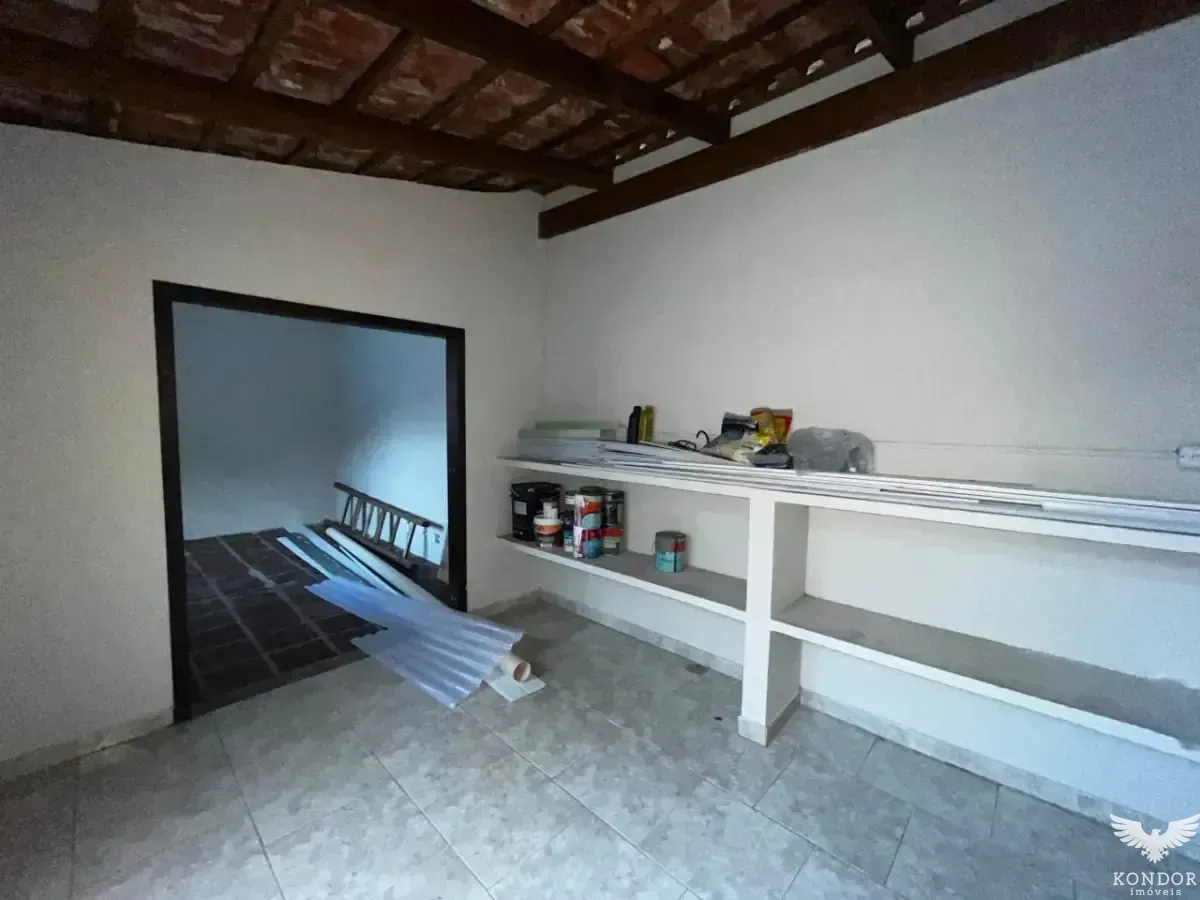 Single-level house with 220 m², 3 bedrooms and BBQ — photo 27