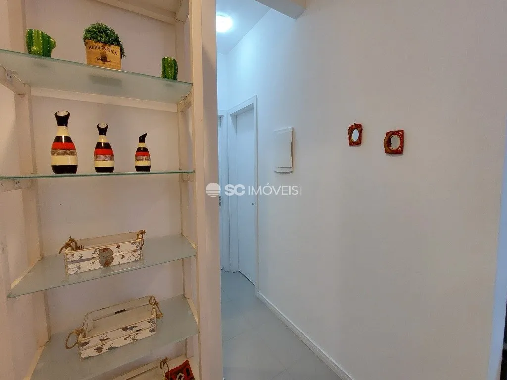 2-bedroom apartment with a washing machine in Florianópolis — photo 19