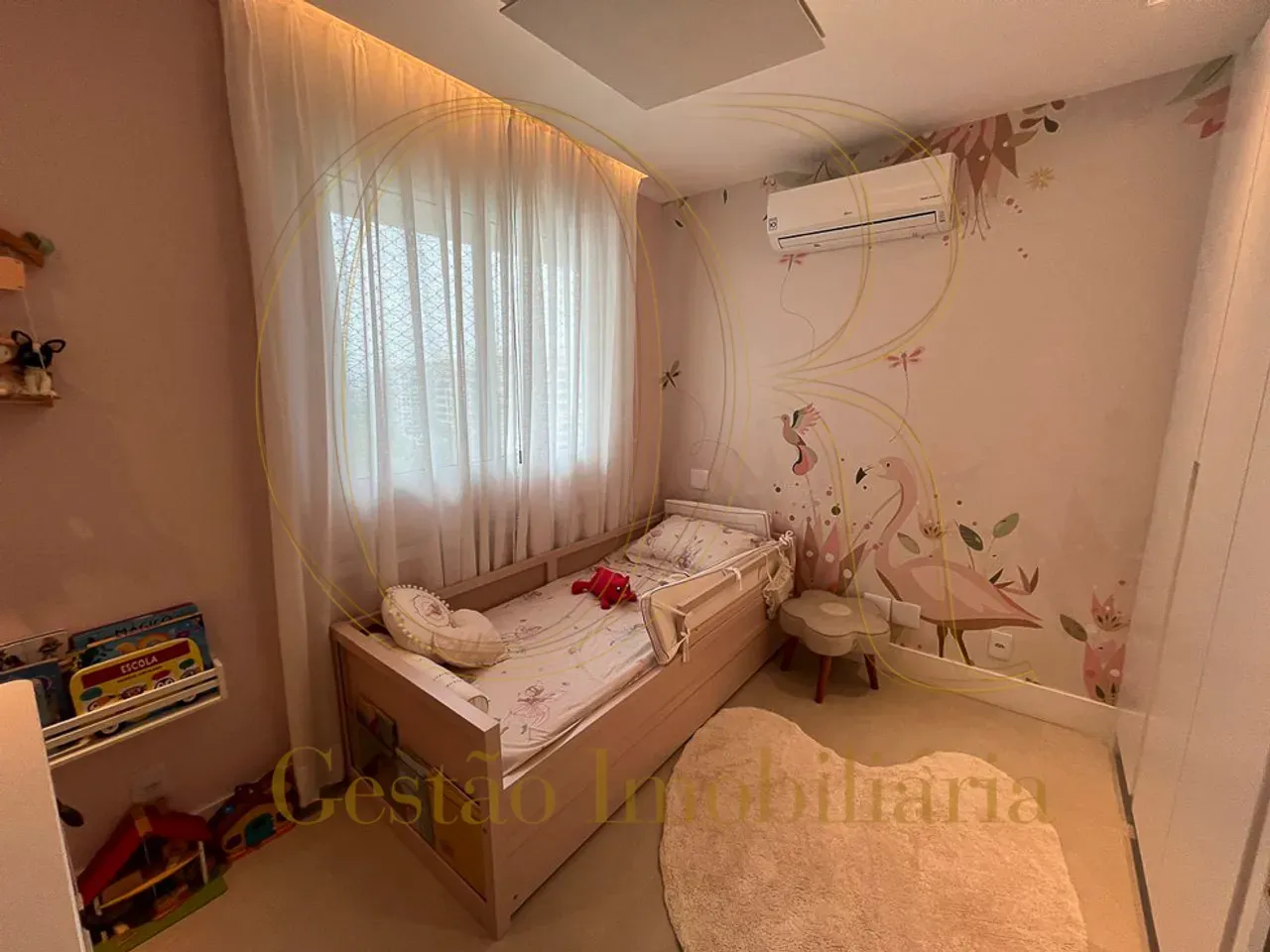 Apartamento mobiliado de 290 m² com 3 quartos e 4 banheiros — photo 14