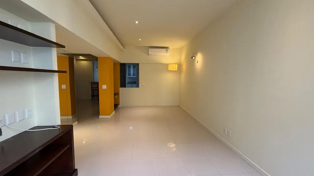 96 m² apartment with a walk-in closet and a home office — photo 18