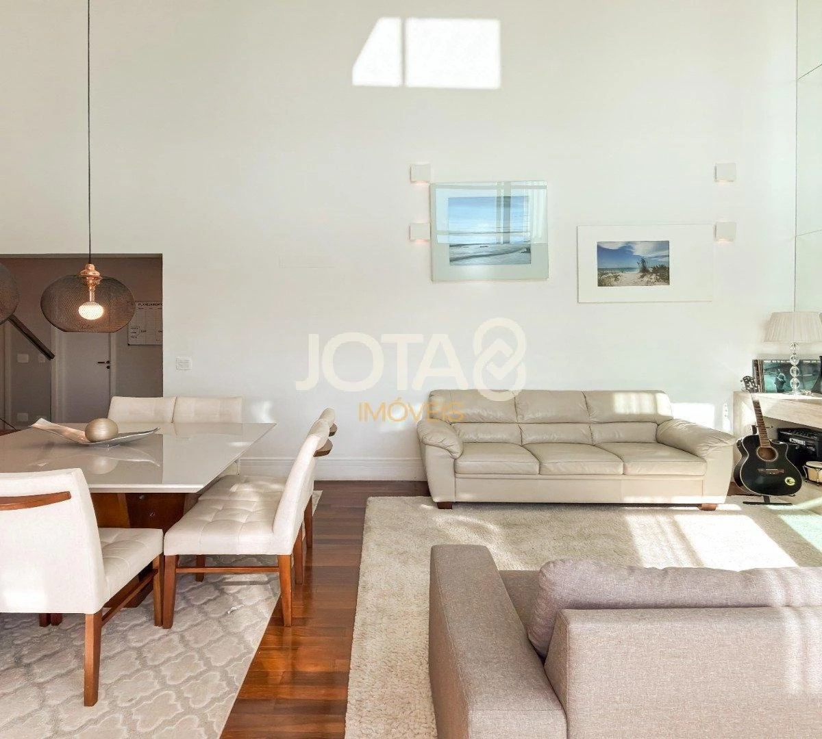 Furnished 4-bedroom apartment with open-plan kitchen — photo 40