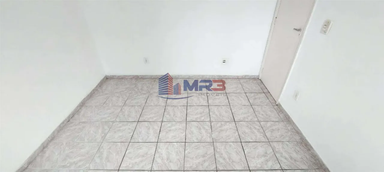 Rental apartment with 2 bedrooms and 1 bathroom — photo 20
