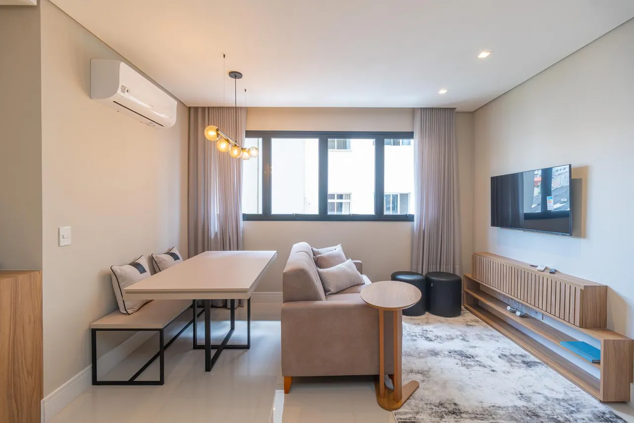 1-bedroom apartment with open-plan kitchen and 80 m² — photo 10