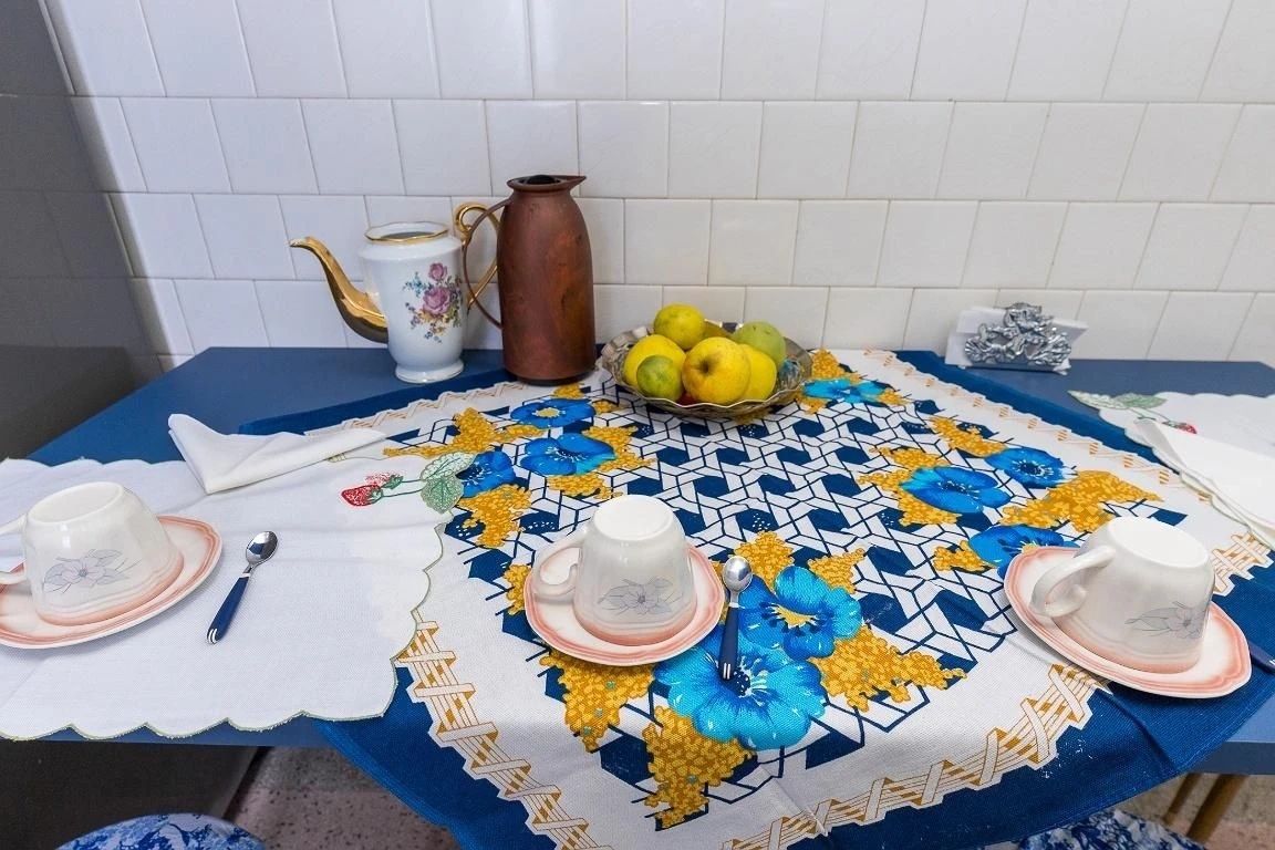 Furnished apartment, 97 m², with a bathtub — photo 8