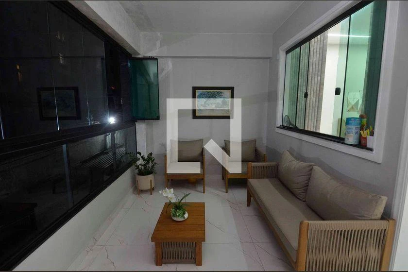 270 m² house with floor-to-ceiling windows and a home office — photo 32