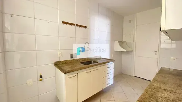 95 m² apartment with 2 bedrooms and 1 en-suite — photo 28