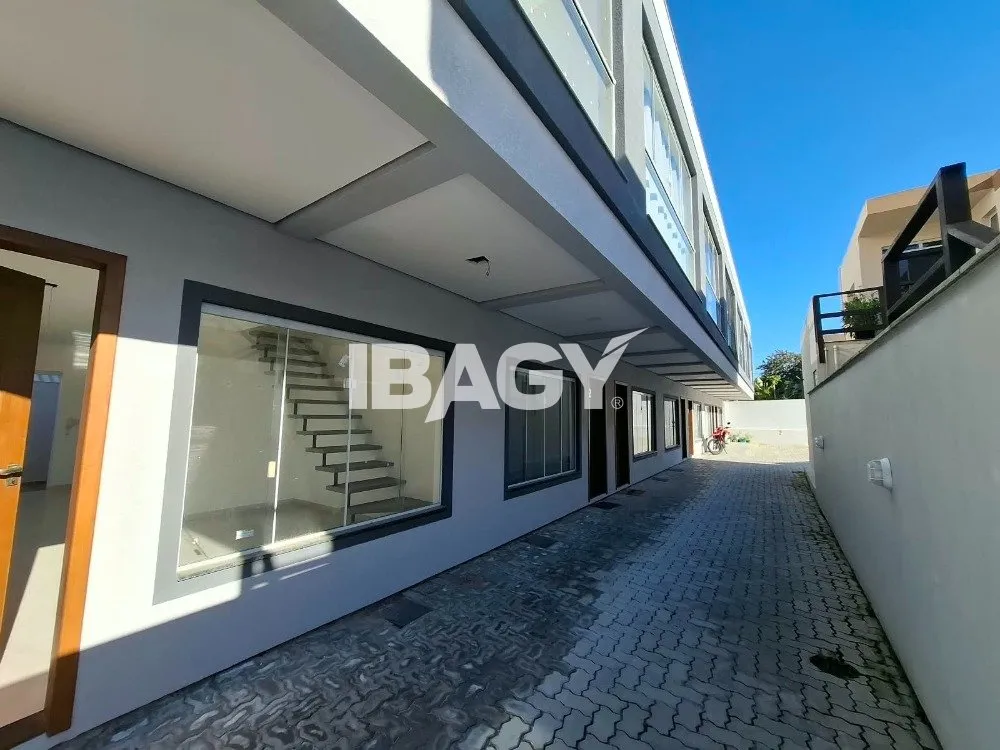 2-bedroom house with a washing machine — photo 15