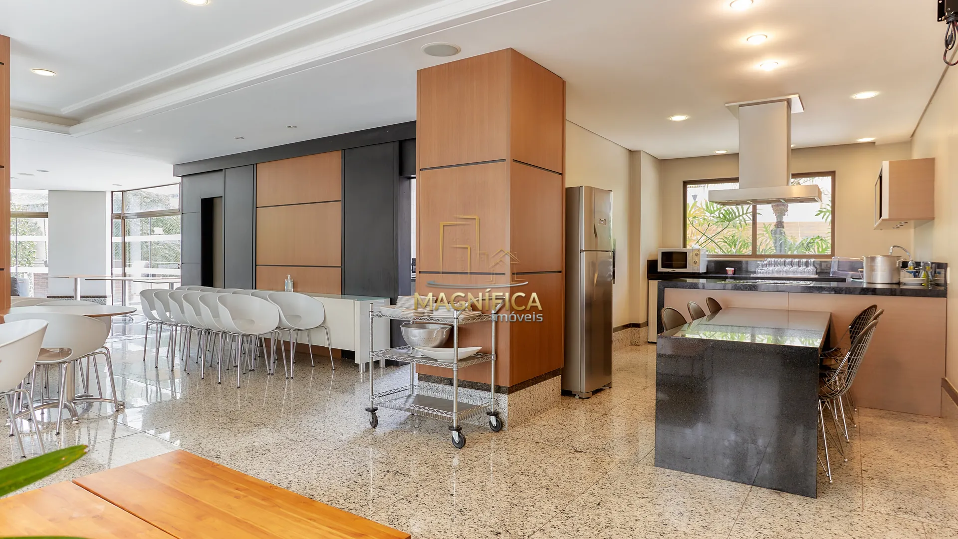 Apartamento de 322 m² con 3 suites y 4 plazas de garaje — photo 54