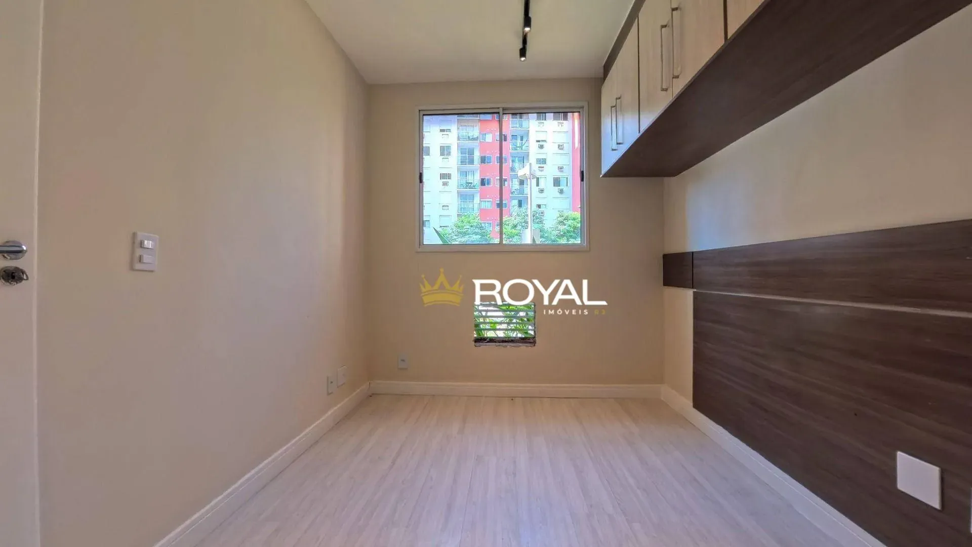 Apartamento com piso de madeira ou laminado, Gardênia Azul — photo 10