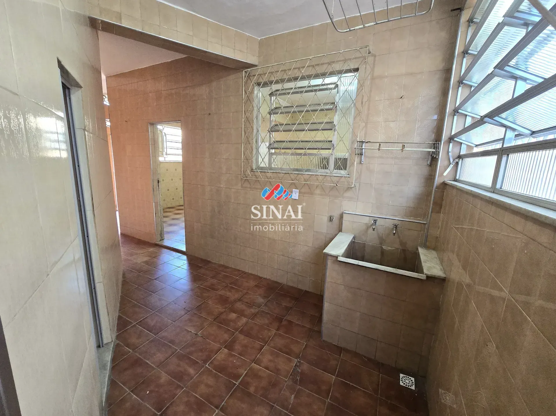 Casa com 4 quartos, 4 banheiros e 8 vagas — photo 38
