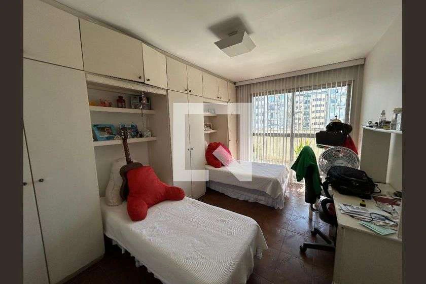 Квартира 400 м² з 4 спальнями та зоною для прання — photo 10