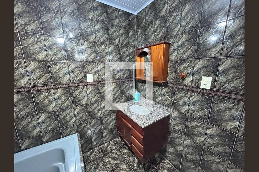 Furnished house with 2 bedrooms and 160 m², no parking — photo 6
