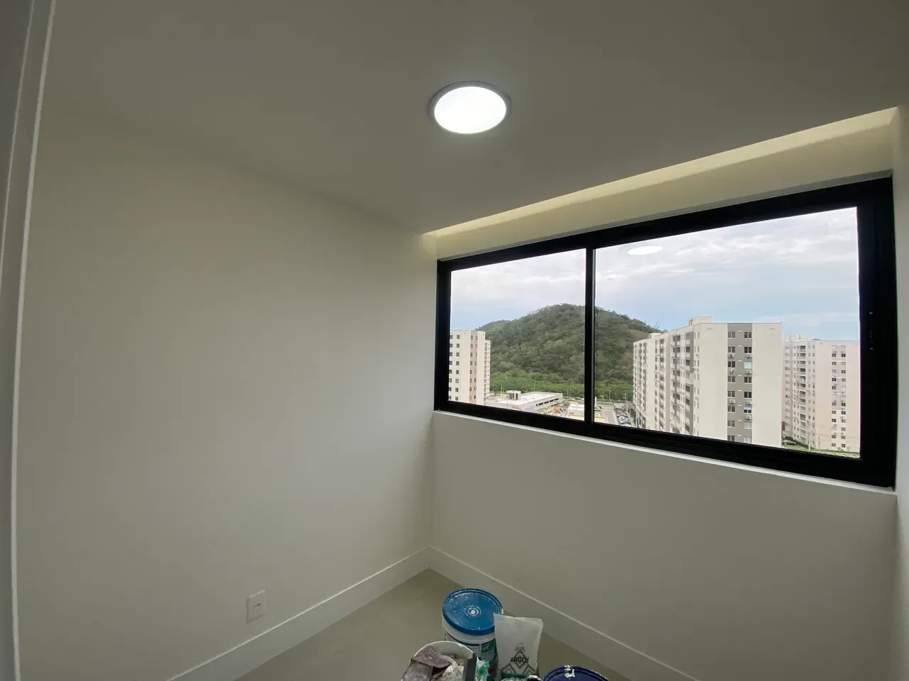 Вид на гори та 3 спальні: квартира 60 м² — photo 3