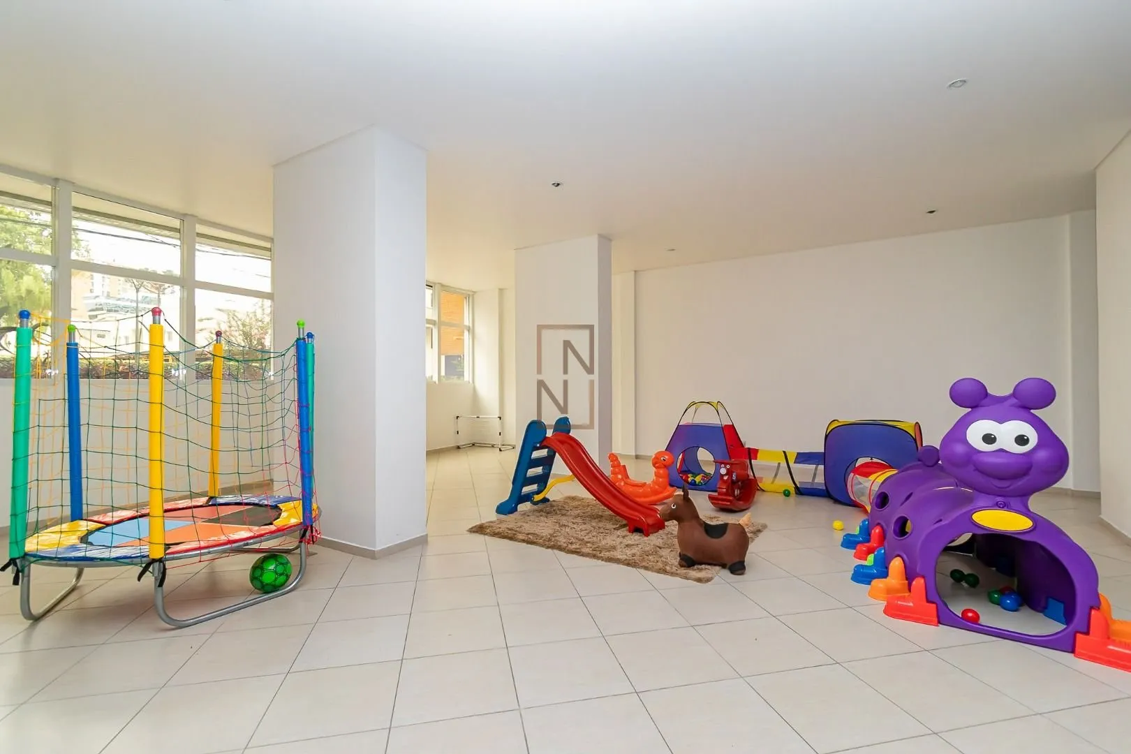 Apartment with 2 bedrooms and private garden area — photo 24