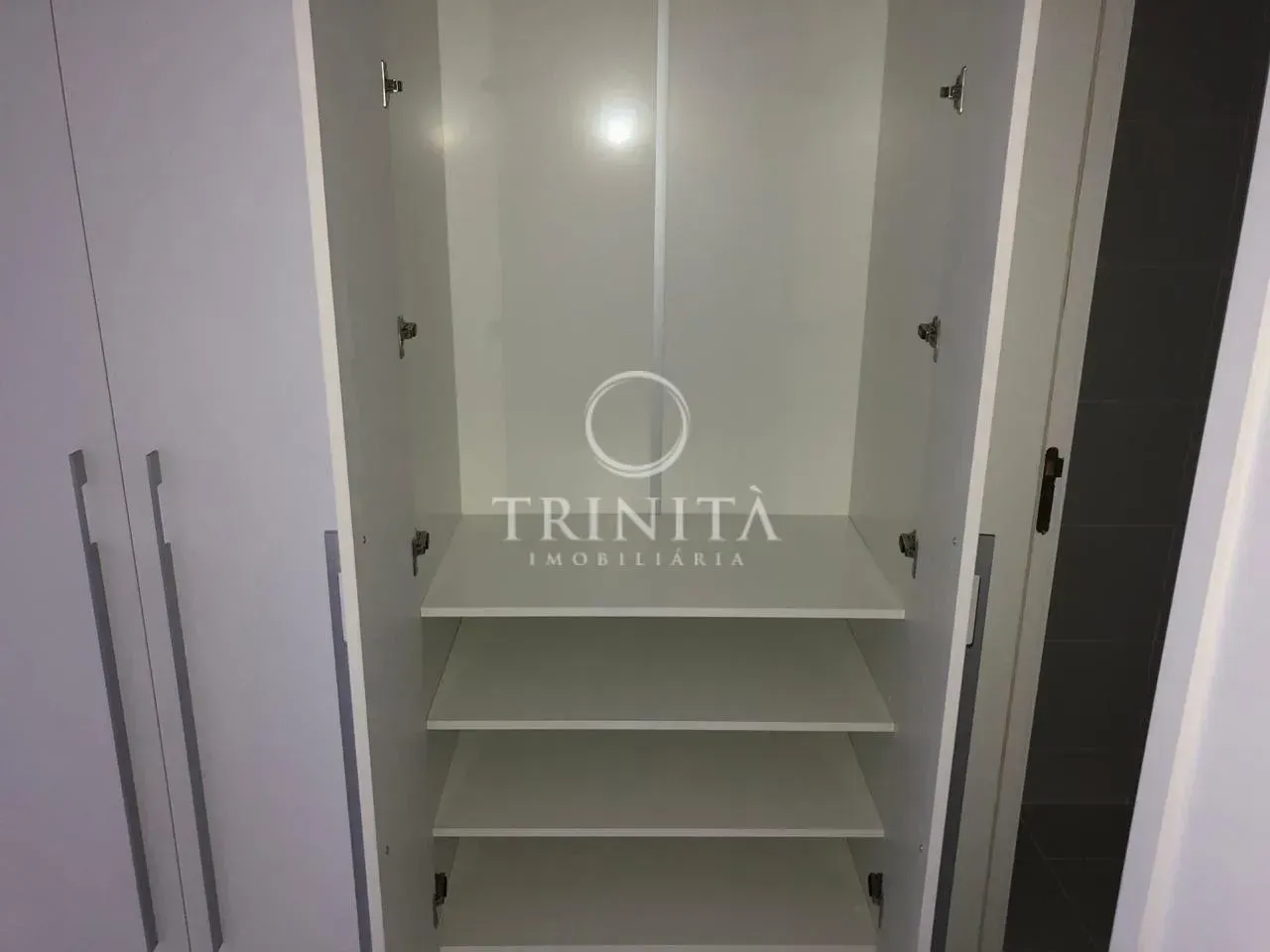 Apartamento de 2 quartos com piscina externa compartilhada — photo 11