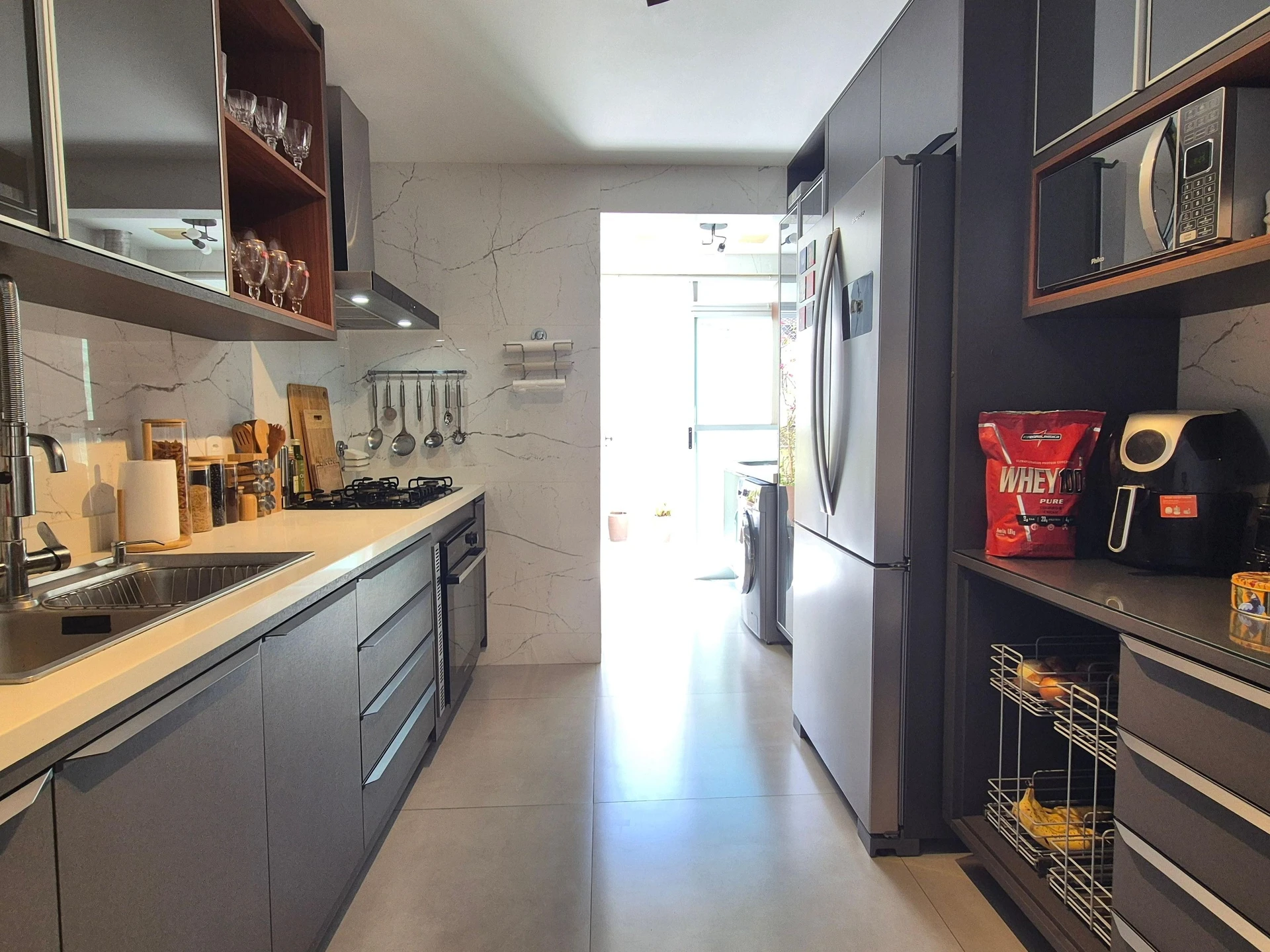 Apartamento mobiliado, 200 m², com varanda envidraçada — photo 13